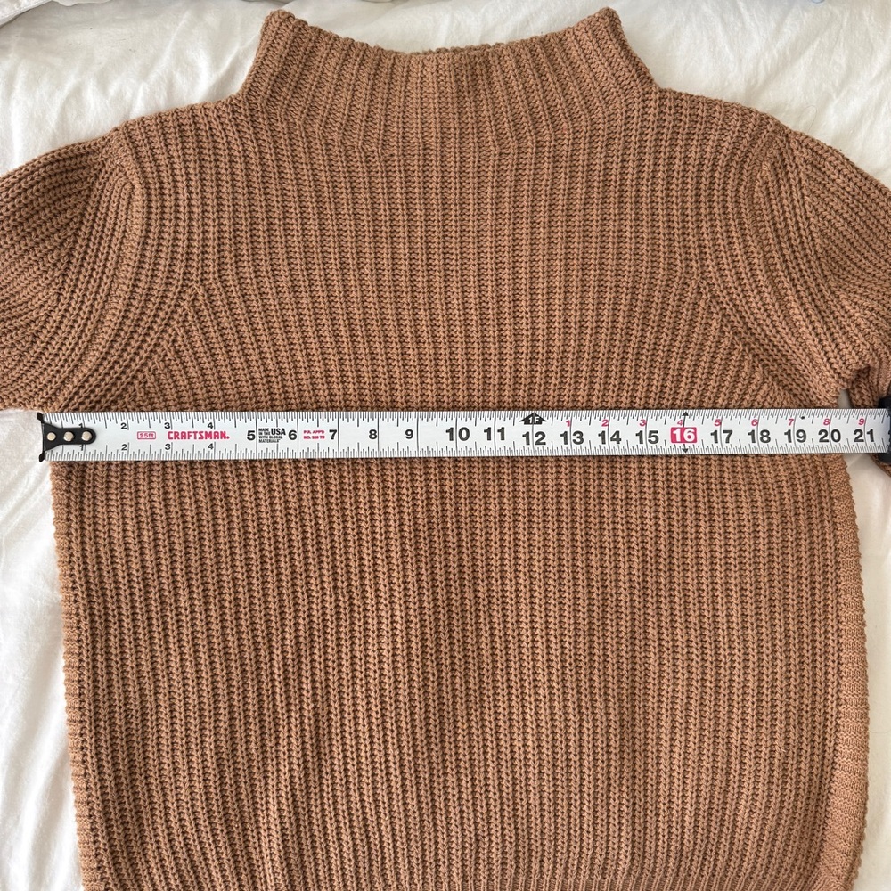 Vintage White Closet Knitted Sweater – Size 8 – Tan hand knit - Picture 5 of 5